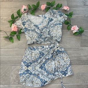 Cute print set top and bottom